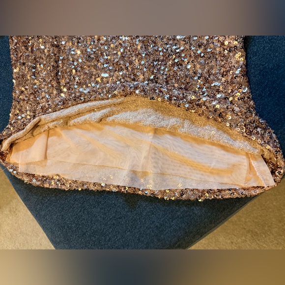 Boston Proper Sequin Blouse in Bronze - Picture 5 of 9